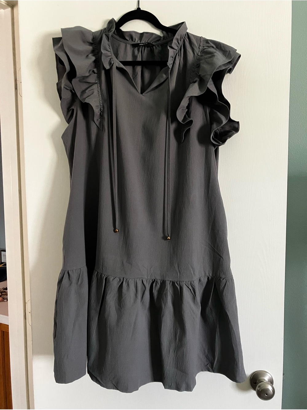 NWOT- Dokotoo Gray Ruffle Sleeve Babydoll Dress Size XXL (18) Boho Mini - Picture 3 of 11